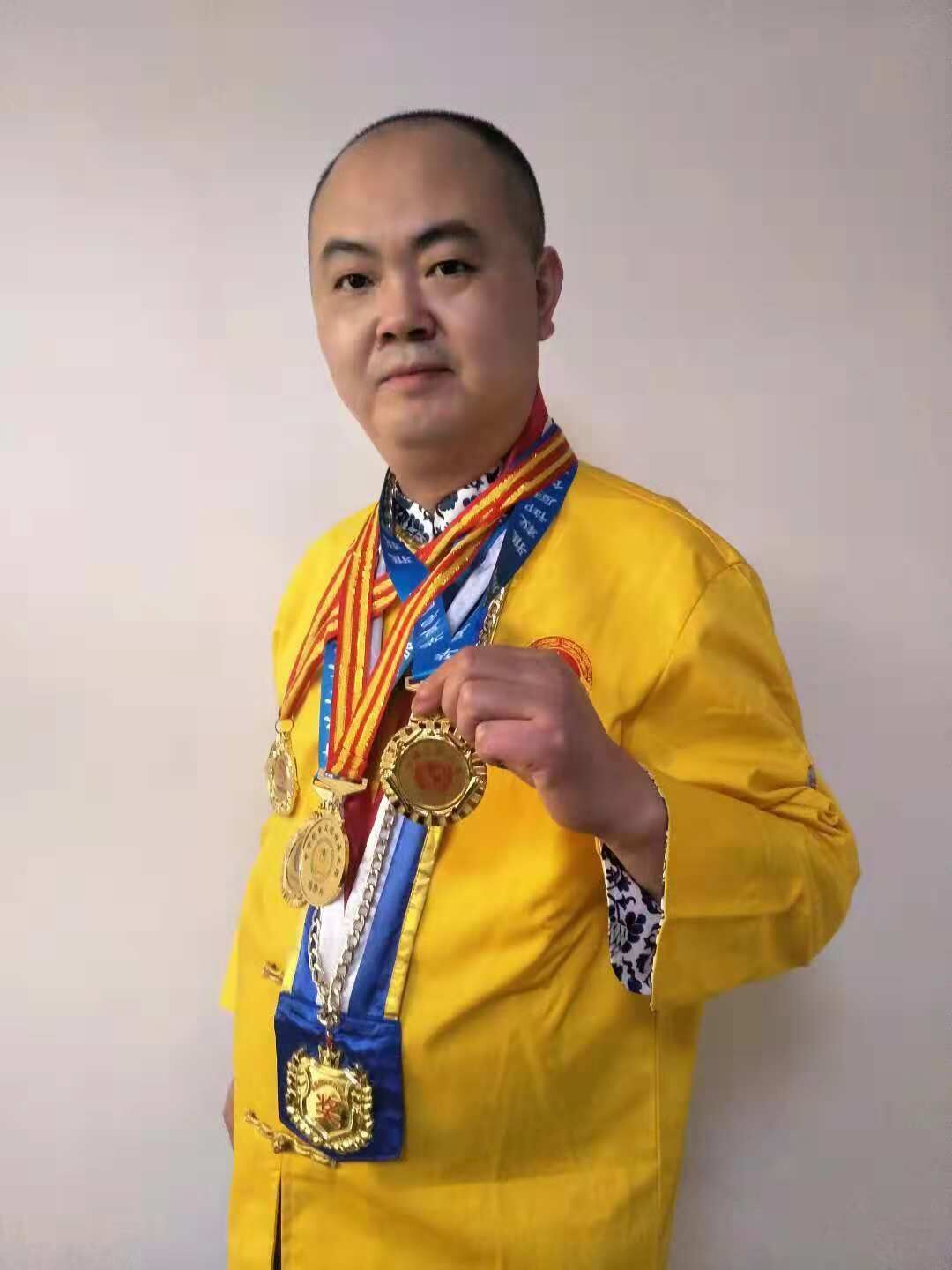 陈隆兵