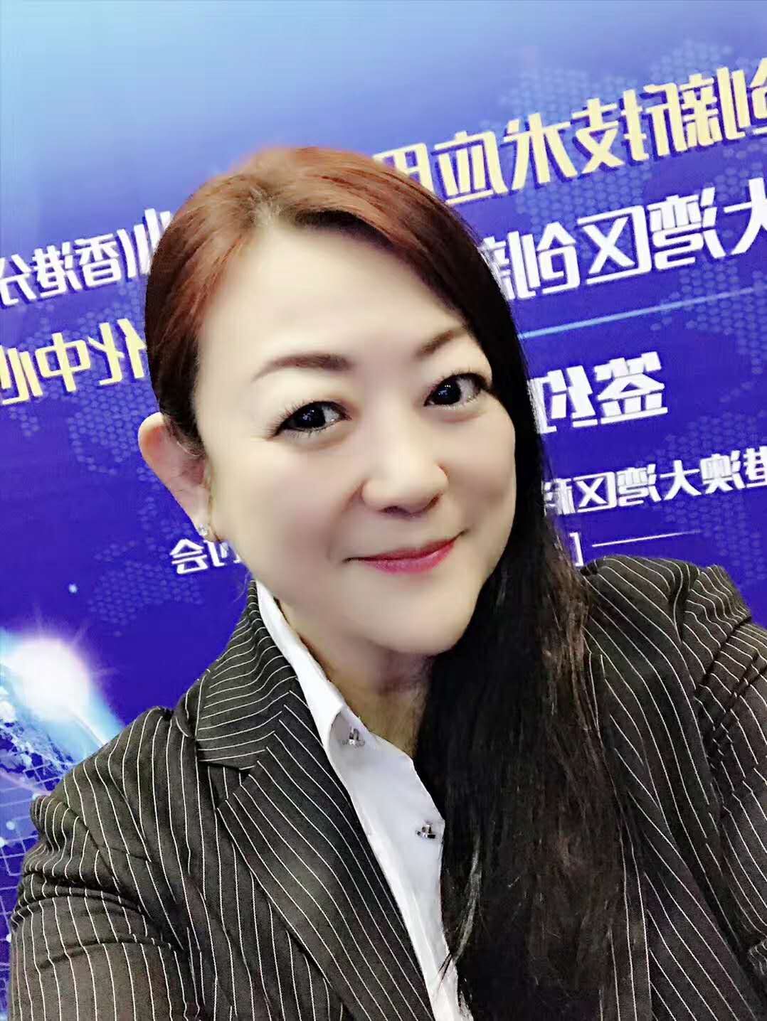 林燕萍 